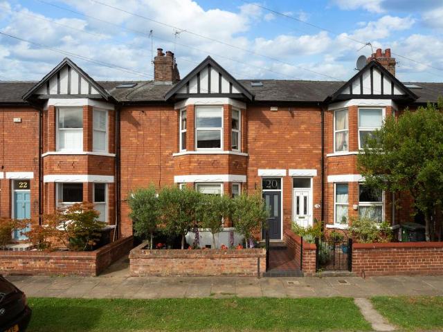 House for sale in High Field, York