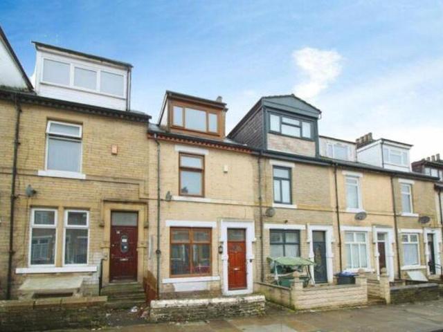 House for sale in Great Horton, West Yorkshire