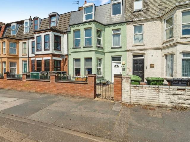 House for sale in Stokesby, Norfolk