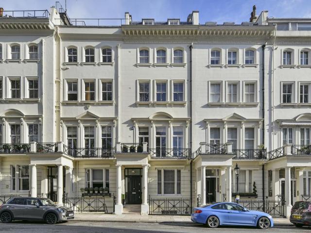 House for sale in Knightsbridge, Greater London