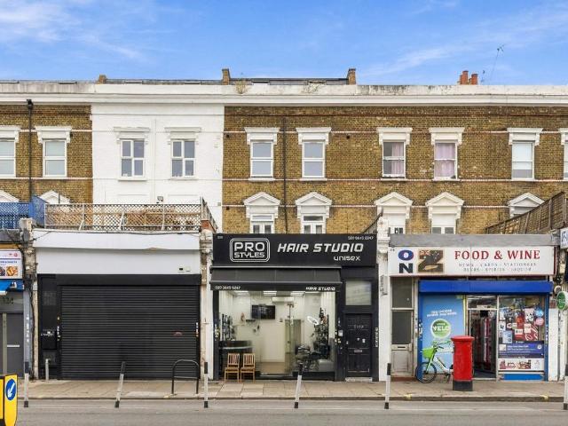 House for sale in London Borough of Hammersmith and Fulham, Greater London
