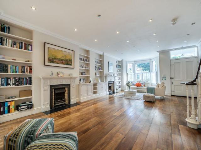 House for sale in London Borough of Hammersmith and Fulham, Greater London