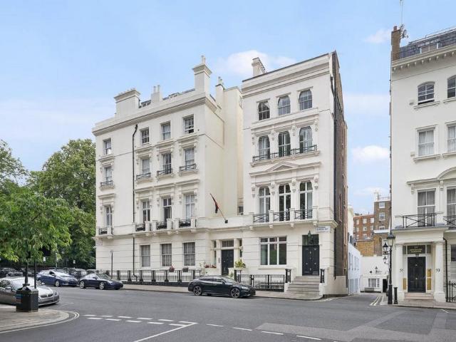 House for sale in Knightsbridge, Greater London