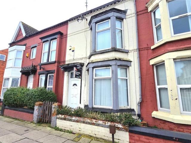 House for sale in Elm Park, Calderstones