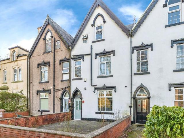 House for sale in Deeplish, Burnedge