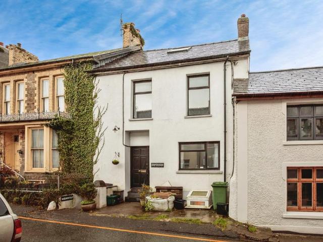 House for sale in Llandysul
