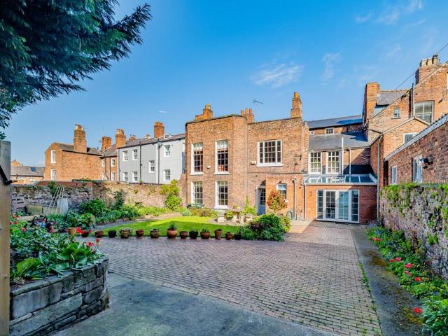 House for sale in Newtown, Two Mills