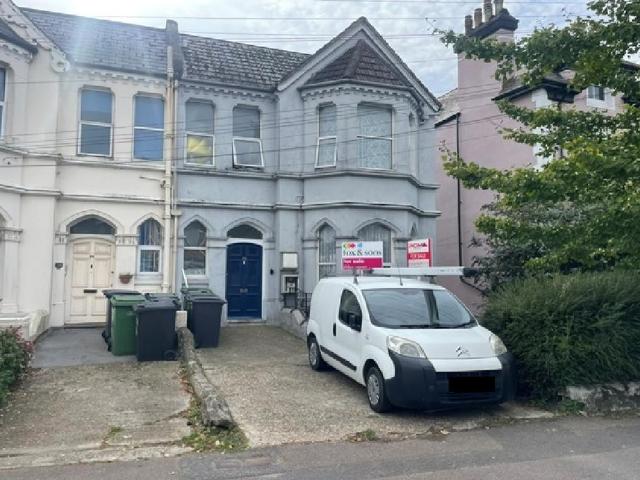 House for sale in Blacklands, Guestling Green