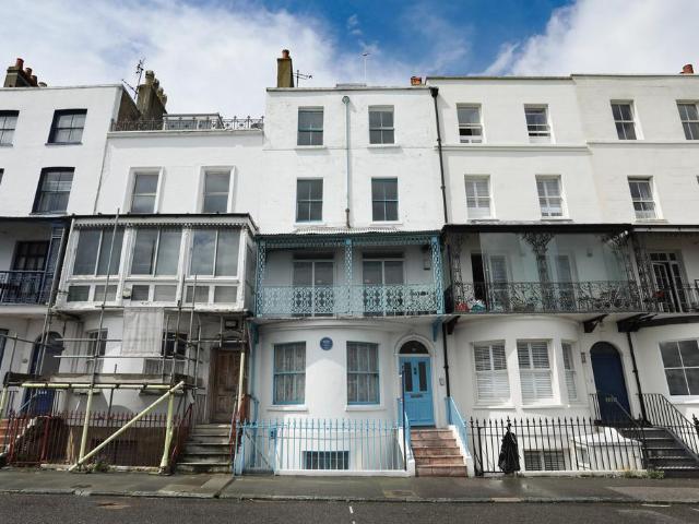 House for sale in West Cliff, Acol