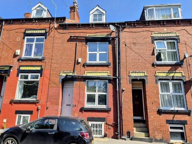 House for sale in Woodhouse, West Yorkshire