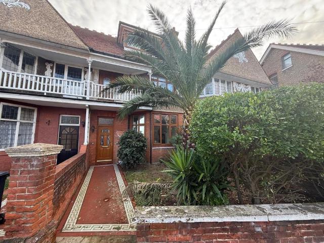 House for sale in Cliftonville West, Acol