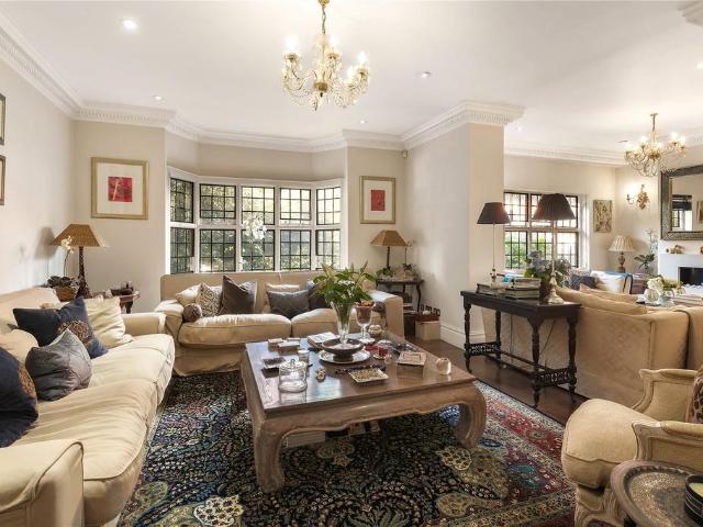 House for sale in Chelsea, Greater London