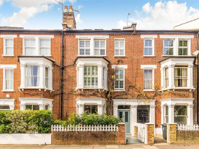 House for sale in London Borough of Ealing, Greater London