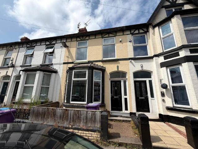 House for sale in Calderstones