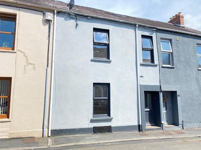 House for sale in Carmarthen, Wales