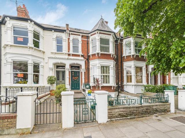 House for sale in West Hampstead, Greater London