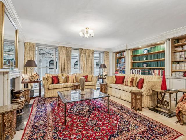 House for sale in Knightsbridge, Greater London