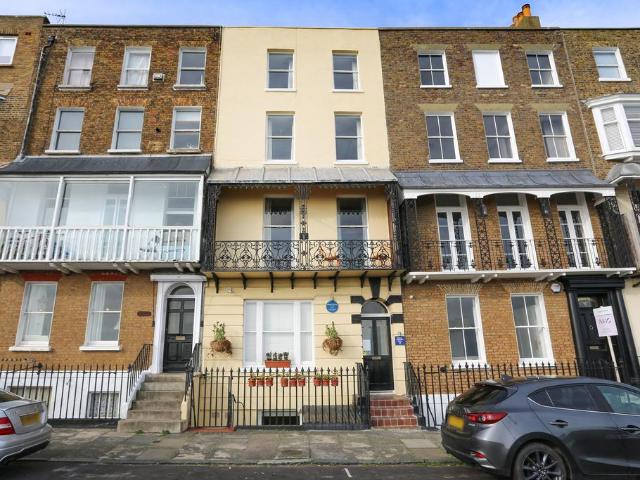 House for sale in East Cliff, Acol