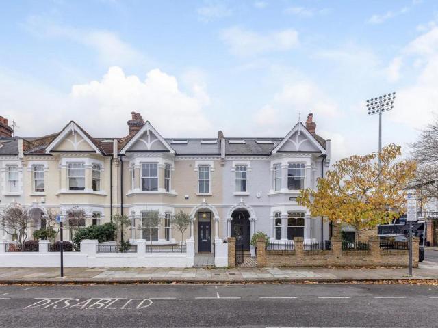 House for sale in Fulham, Greater London