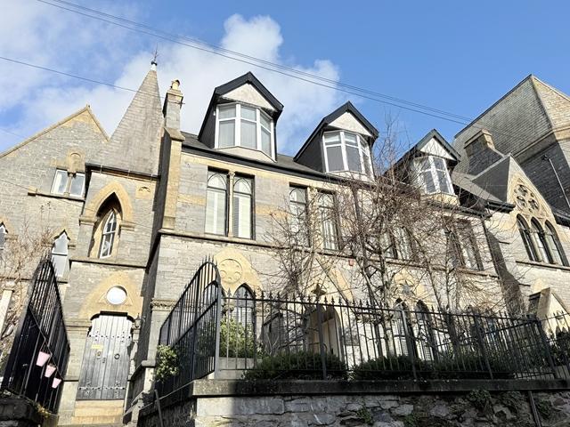 House for sale in Mount Wise