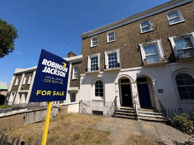 House for sale in Charlton Riverside, Greater London