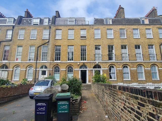 House for sale in Camberwell, Greater London