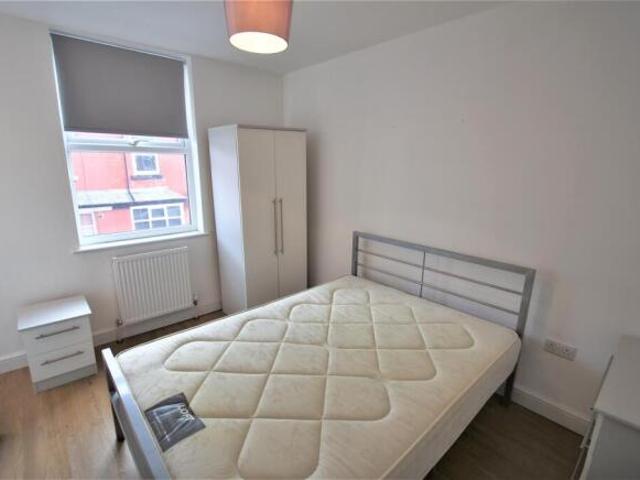 Cottage for sale in Georgia, Greater Manchester