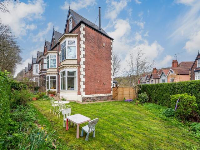 Cottage for sale