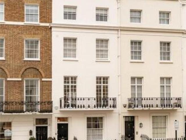 Cottage for sale in Belgravia, Greater London