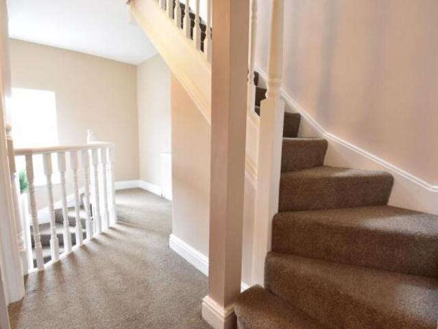 Cottage for sale in Luton