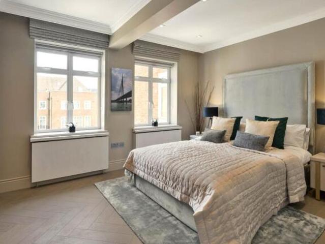 Cottage for sale in Cat Hill