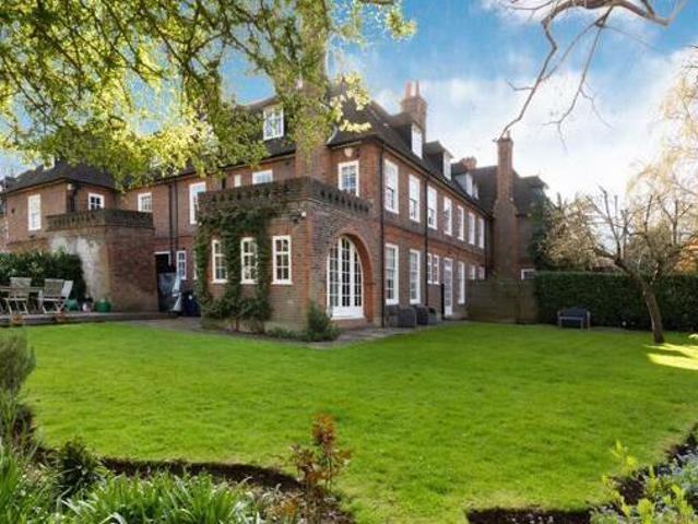 House for sale in Hertfordshire