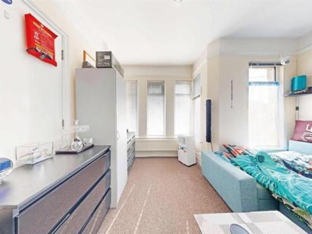 Cottage for sale in High Town, Luton