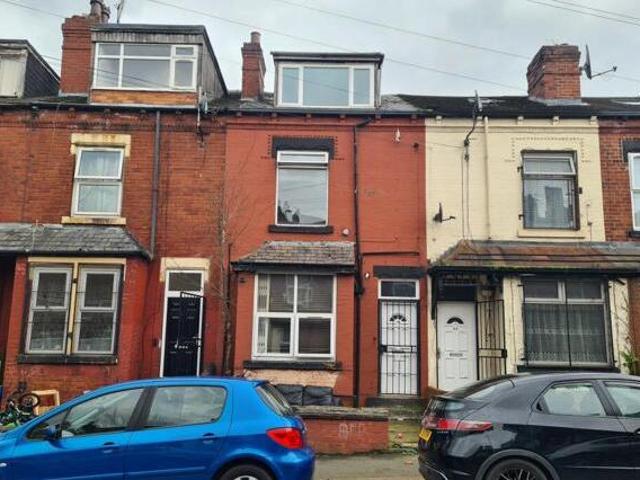 House for sale in Harehills, West Yorkshire