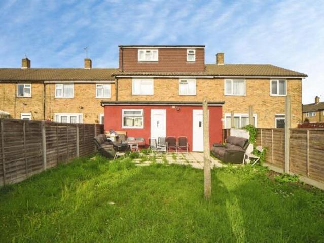 Cottage for sale in Cat Hill