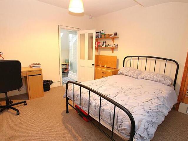 Cottage for sale in Semilong, Northampton