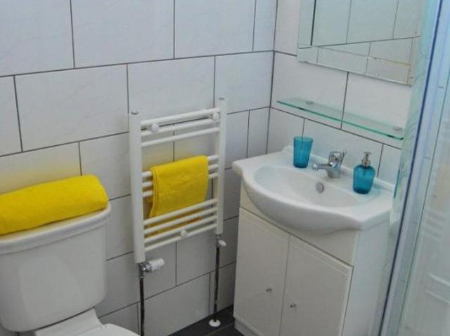 House for rent in Hales Place, The Bridge