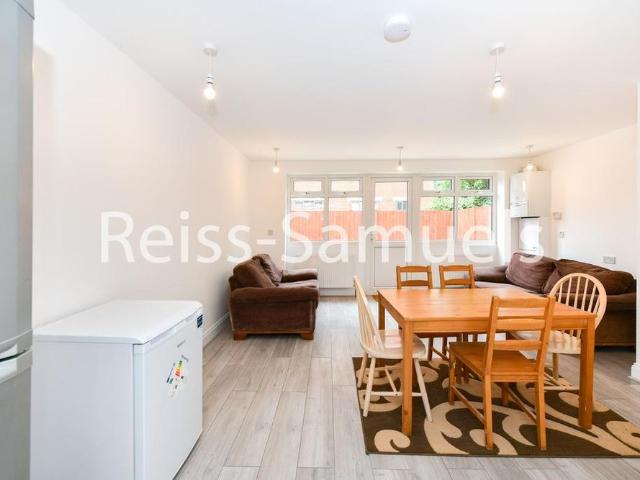 House for rent in Isle Of Dogs, Greater London