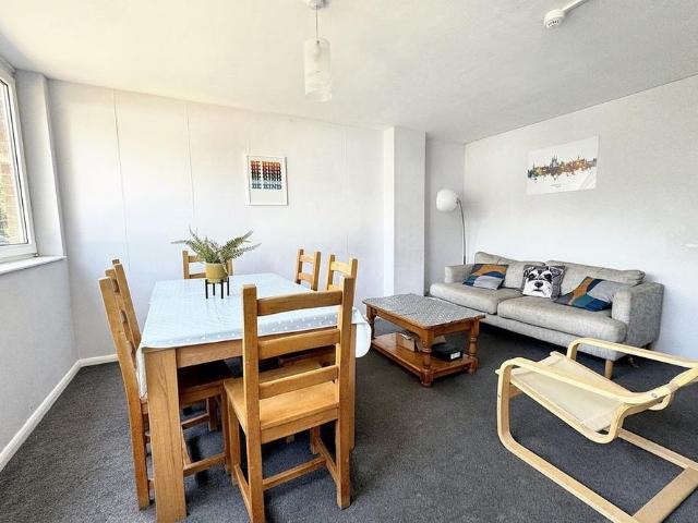 House for rent in The Close, Hampshire