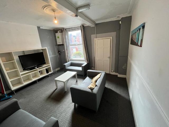 House for rent in Woodhouse, West Yorkshire