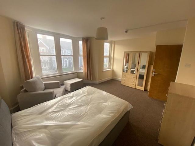 House for rent in Falcon Lodge, Wales