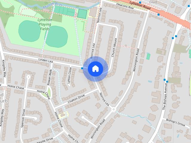 Townhouse for rent in Hampstead Garden Suburb, Greater London