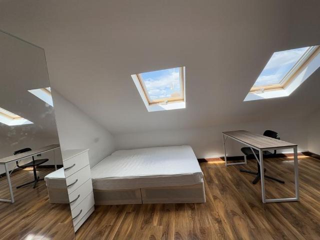 House for rent in London Borough of Newham, Greater London