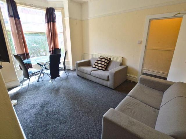 House for rent in Headingley Hill, Headingley