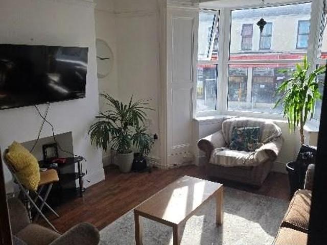 Room for rent in Nangreaves, Wales