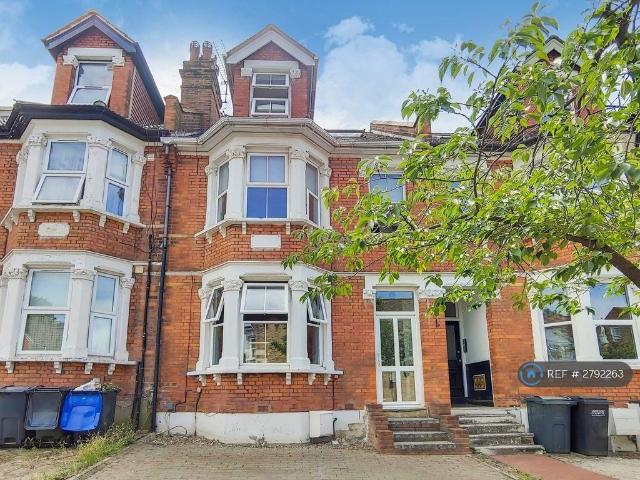 House for rent in London Borough of Croydon, Greater London