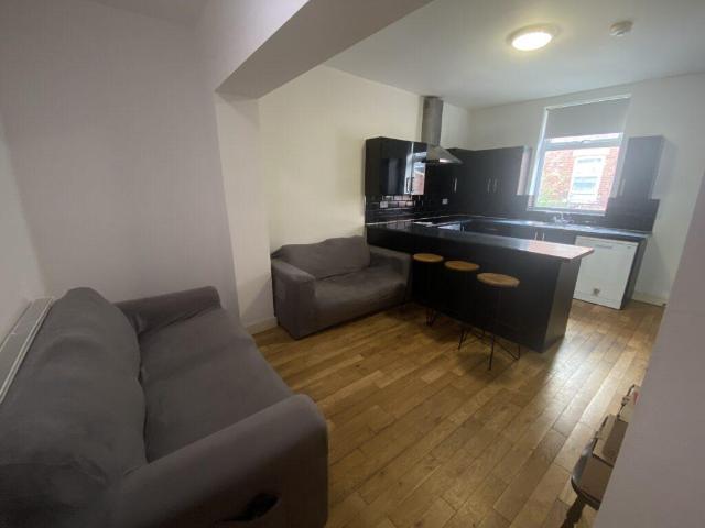 House for rent in Woodhouse, West Yorkshire