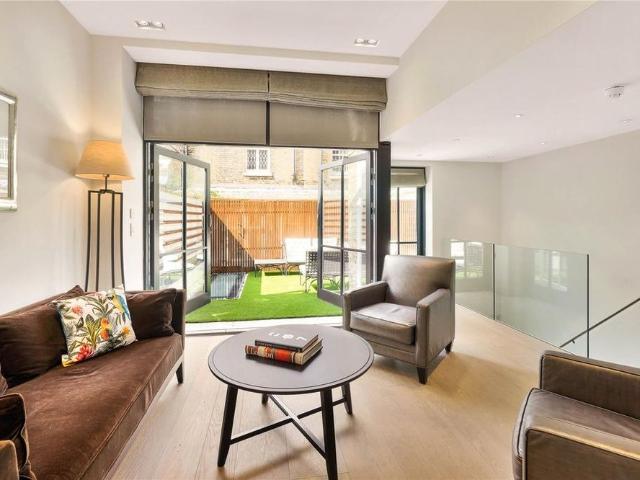 House for rent in Knightsbridge, Greater London