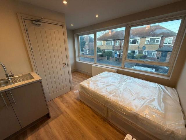 House for rent in Yiewsley, Greater London