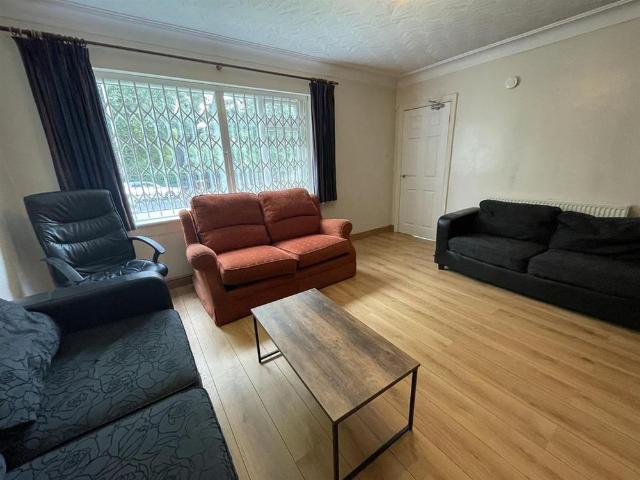 House for rent in Kirkstall, Leeds